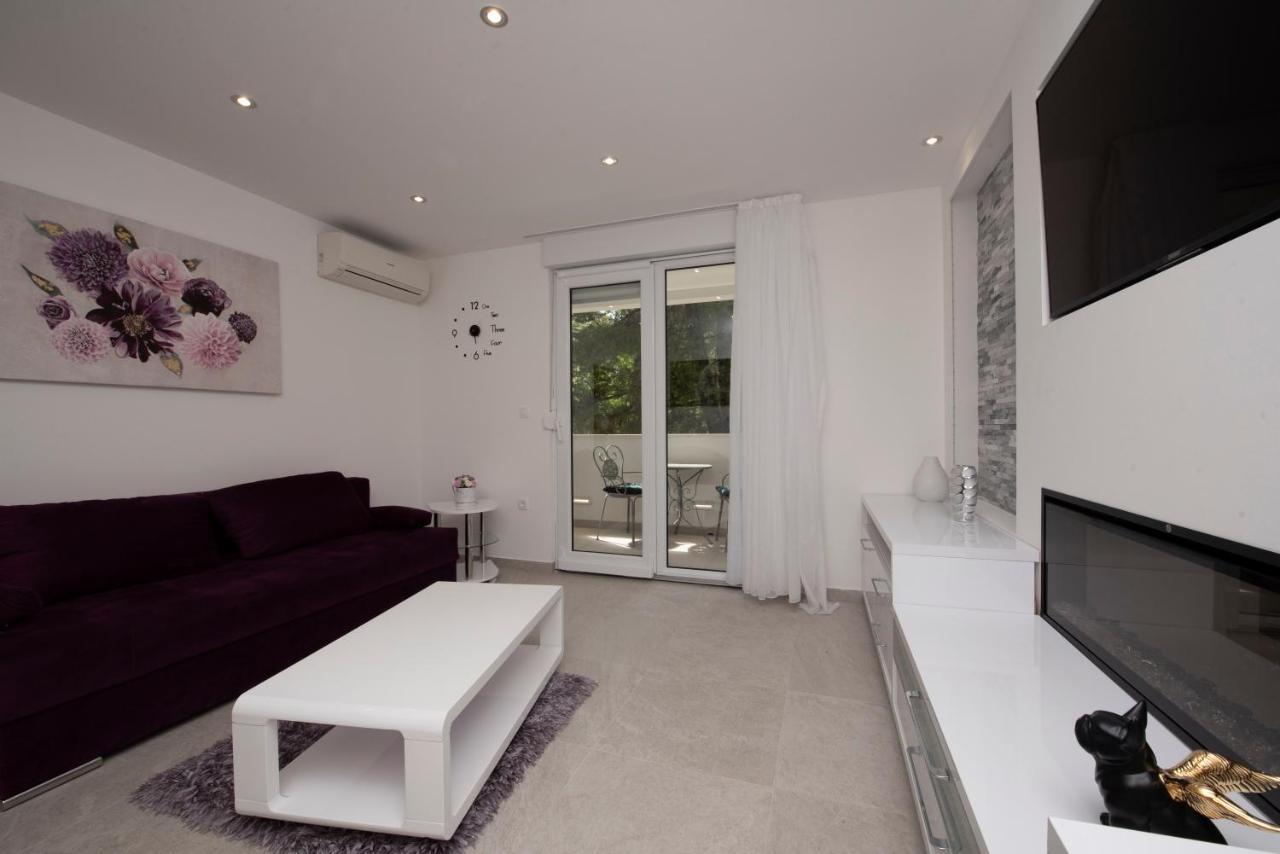 Lions Apartment Spalato Esterno foto